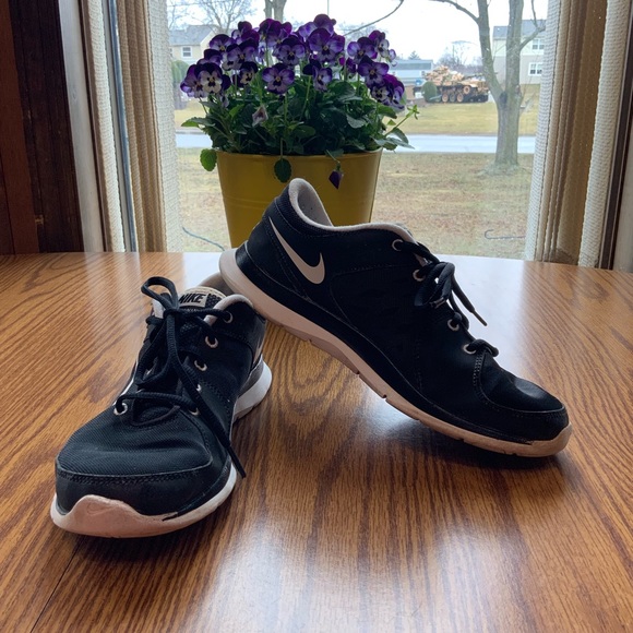 Nike Shoes - Women’s Nike Sneakers